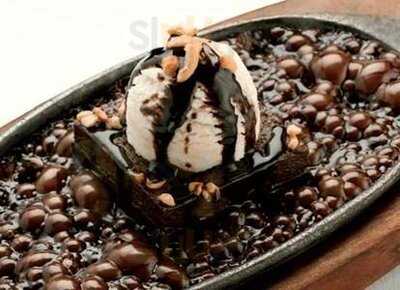 Navarang Family Restaurant & Bar