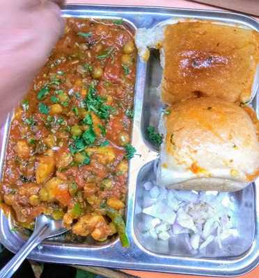 Lenin Pav Bhaji Center