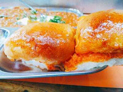 Lenin Pav Bhaji Center