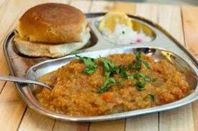 Lenin Pav Bhaji Center