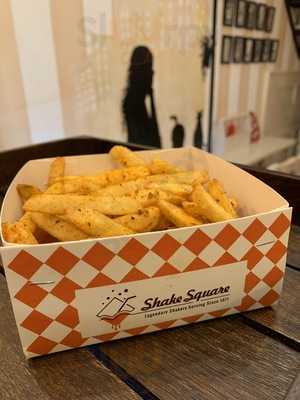 Shake Square