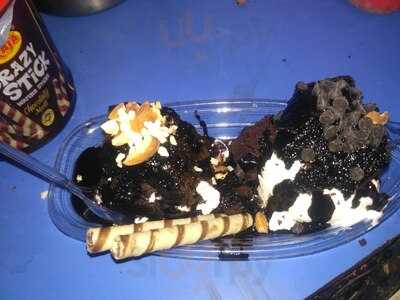 Cream & Berry Ice Cream