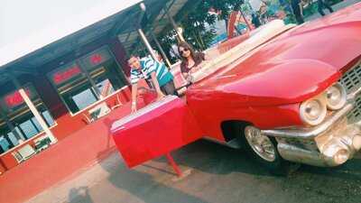 Red Bonnet American Diner