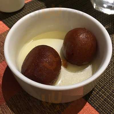 Gold Fins Restaurant