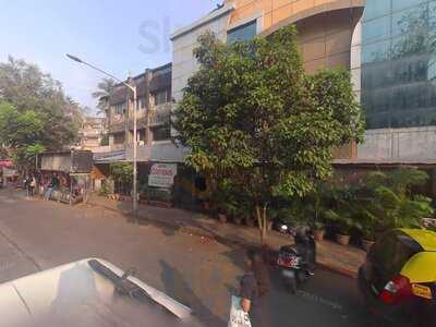 Campus Restaurant & Bar