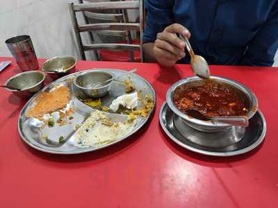 Om Parkash Fast Food