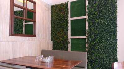 Verandah 11 Restaurant