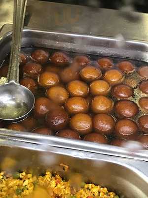 Shree Rathnam Restaurant