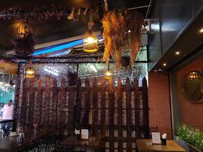 Bistro 1 Bar & Kitchen