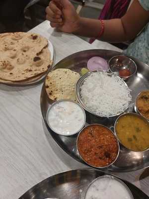 Hotel Gurudaya Restaurant