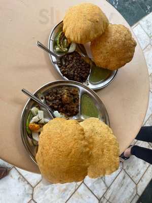 Nagpal Chholey Bhature