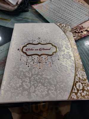 Shri Gujrat Namkeen Bhandar