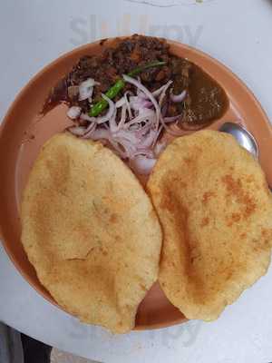 Rawal Pindi Wale Chole Bhature