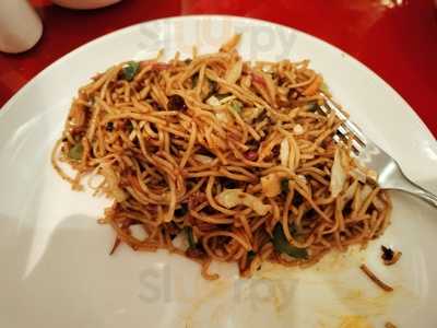 Modern's China Kitchen