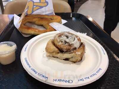 Cinnabon