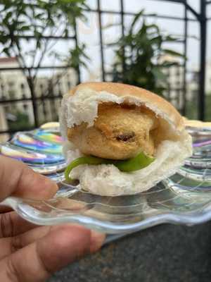 Satkar Sweets & Namkeen