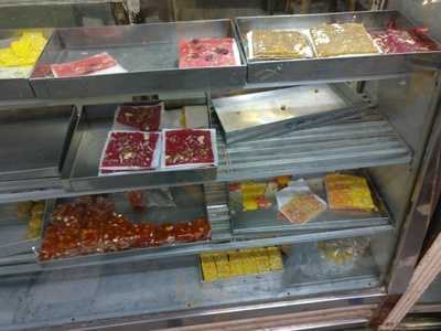 Joshi Budhakaka Mahim Halwawala