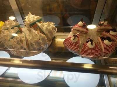 Oven Hot The Bake Shop