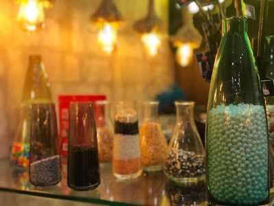 Twisting Scoops Turkish Ice Cream