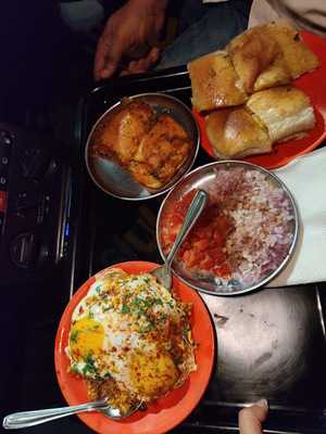 Mohammad Nashir Pavbhaji & Bhurji Centre