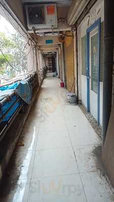 Lucky Hotel Restaurant