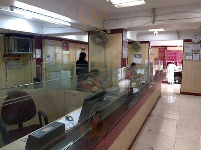 Lucky Hotel Restaurant