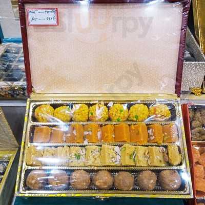 Satkartarjee Sweet & Namkeen