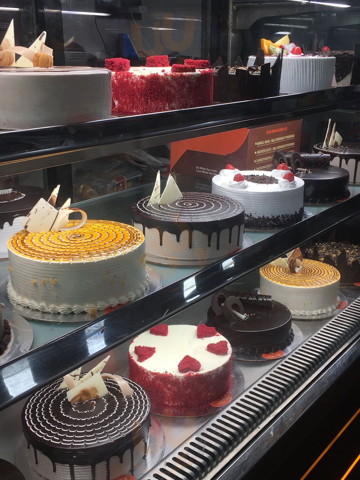 Front street bakery dessert cakes offer at Metro