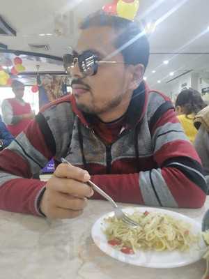 Moolchands Veg Fast Food Restaurant