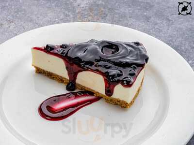 Cafe Basilico Bistro & Deli