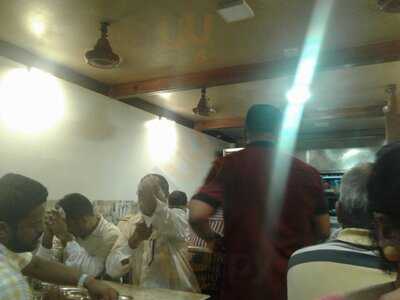 Hotel Aatmashanti Restaurant