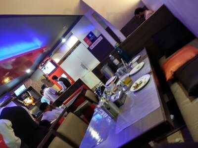 Hotel Raviraj Restaurant