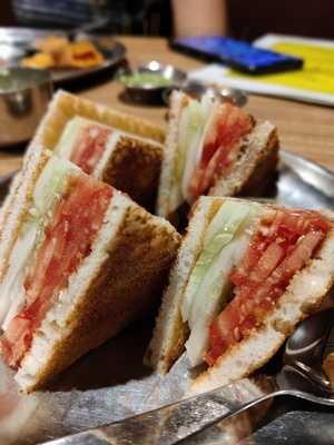 Shree Gurudev Udipi Restaurant