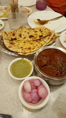 Manjeet Chicken Corner