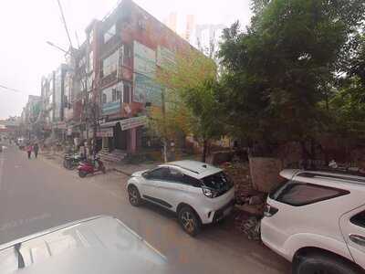 Manjeet Chicken Corner