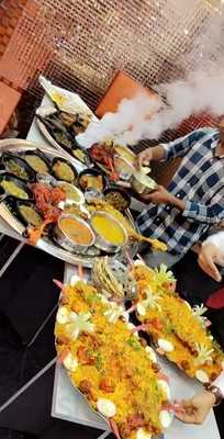 Mumbai Chowpati And Chandni Chowk