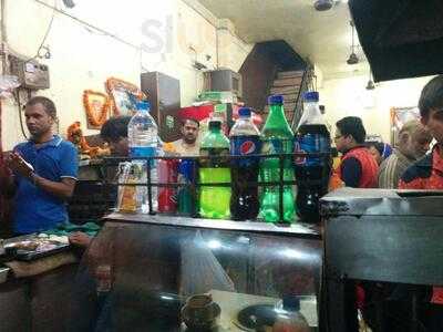 Tara Chandra Chhole Bhature