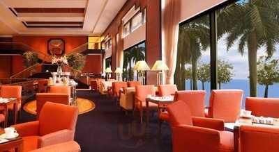 Palms Restaurant & Bar