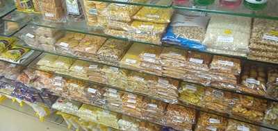 Mekde - The Cake Shop