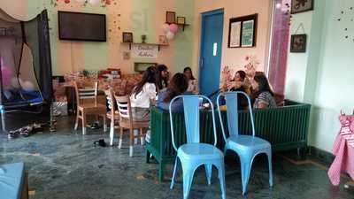 Old Town Cafe& Baking Studio