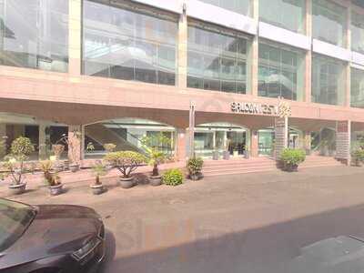 Flo Lounge Bar Private Dining.