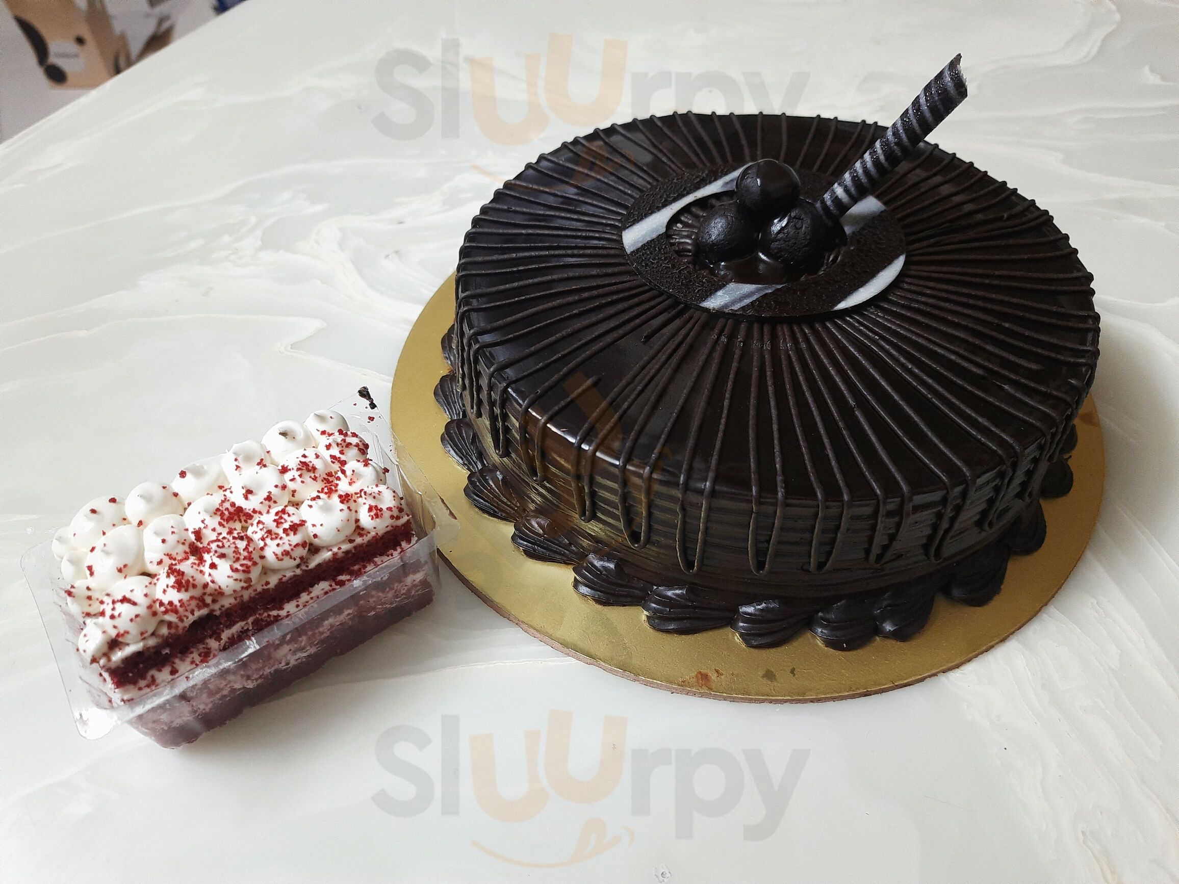 Hangout Cakes & More - Mumbai - Photo album