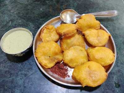 Chaphekar Hotel Restaurant