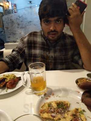 Hotel Manthan Restaurant