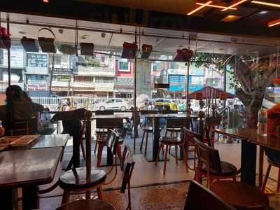 Grovar Sweet & Bakers