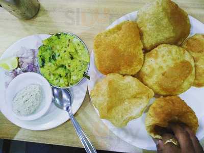 Lucky Restaurant Jeevan Boarding House