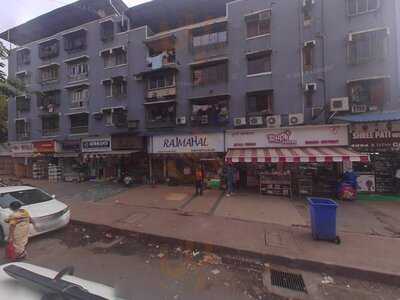 New Karachi Sweets & Farsan