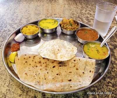 Hotel Janaki Restaurant