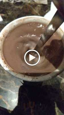 The Coffee Bean & Tea Leaf