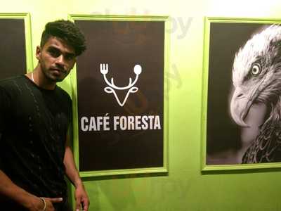 Foresta Bistro & Cafe
